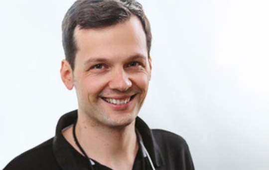 Dr. Alexander Paul Käppler, ZZD Zahnarzt Düsseldorf